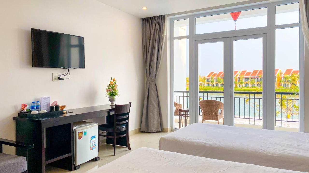Riverside White House Hotel Hoi An Exterior photo