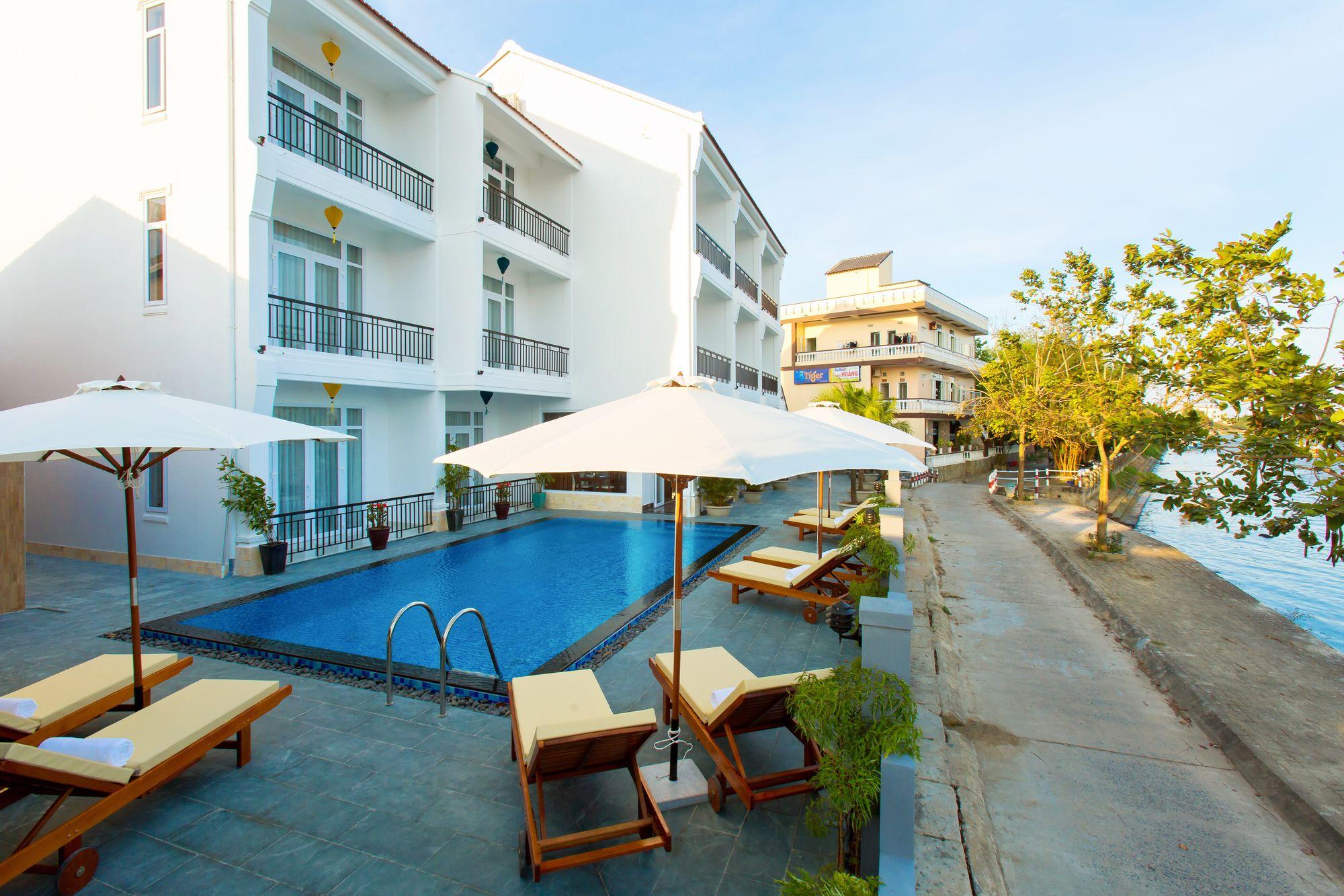 Riverside White House Hotel Hoi An Exterior photo