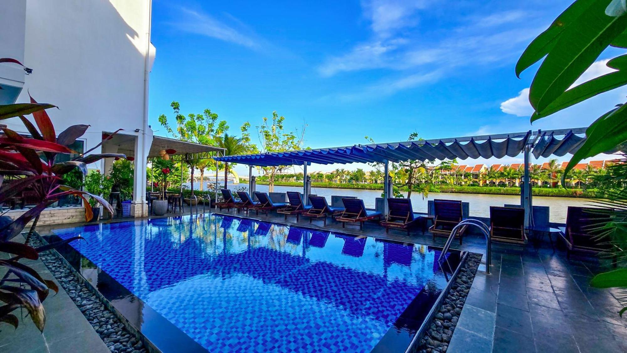 Riverside White House Hotel Hoi An Exterior photo
