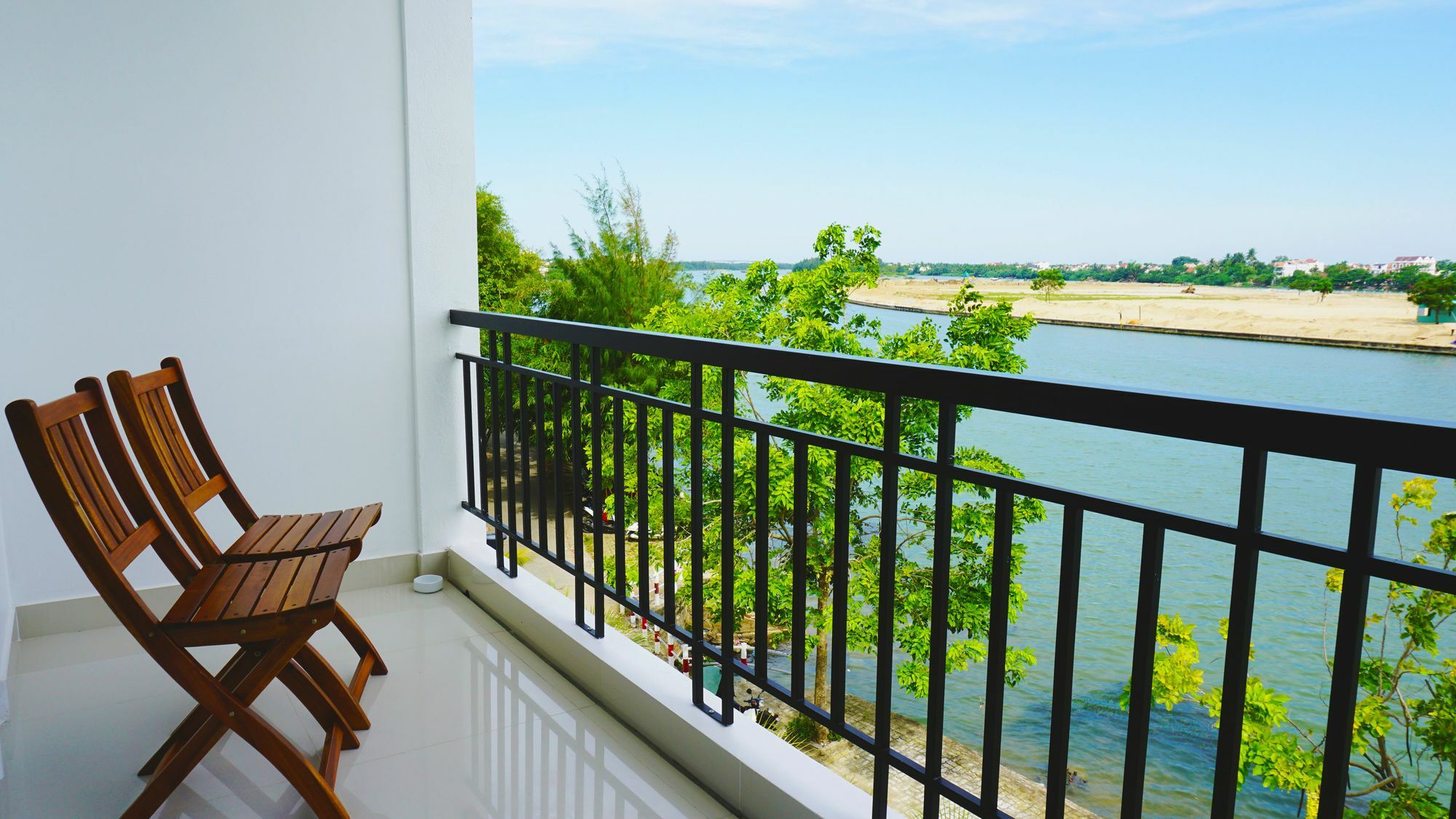 Riverside White House Hotel Hoi An Exterior photo